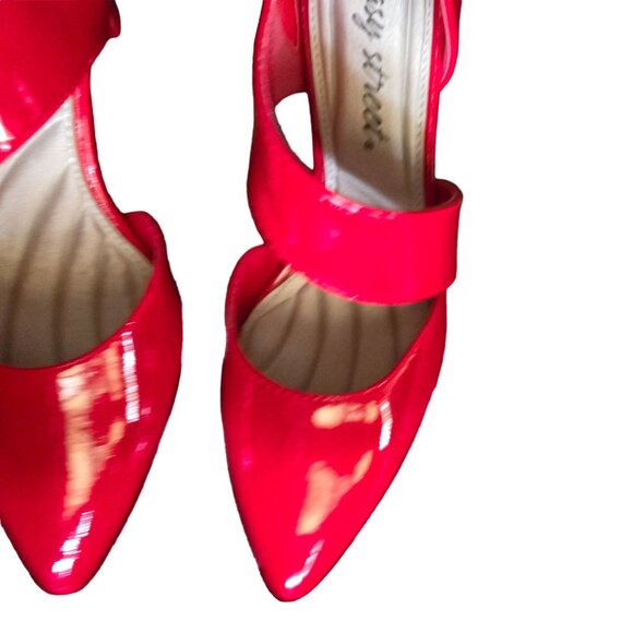 Easy Street Womens Red Patent Leather Heels Size 8 quiet luxury - Picture 9 of 10
